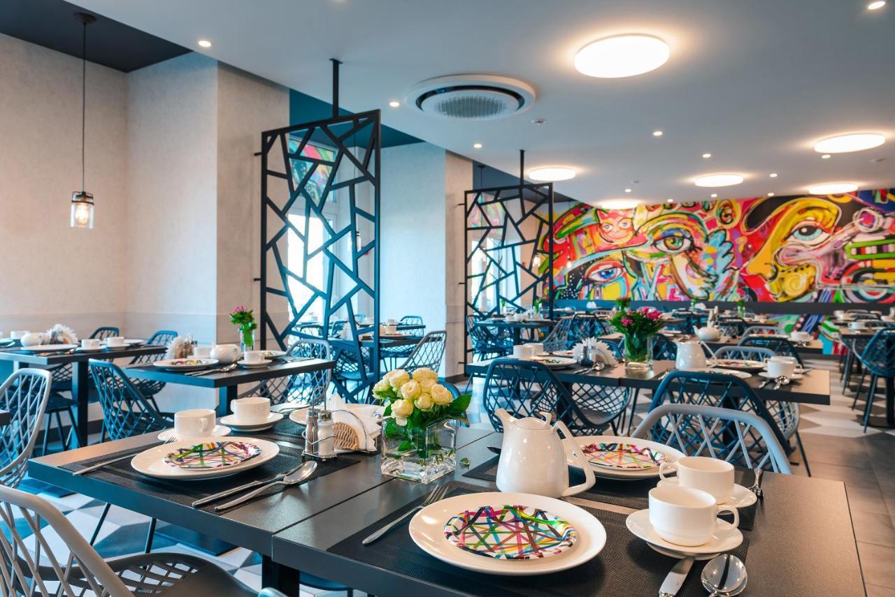 Amarant Apart Hotel By Chm Kiew Exterior foto